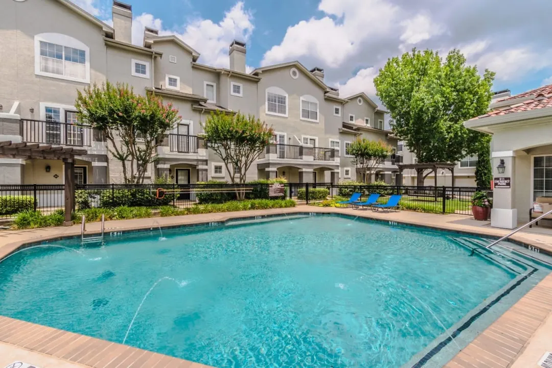 Monticello Oaks Townhomes - Photo 13 of 33